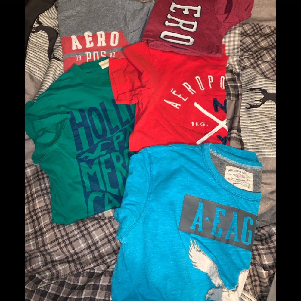 Men’s T-shirt Bundle. 5 Short sleeve shirts.